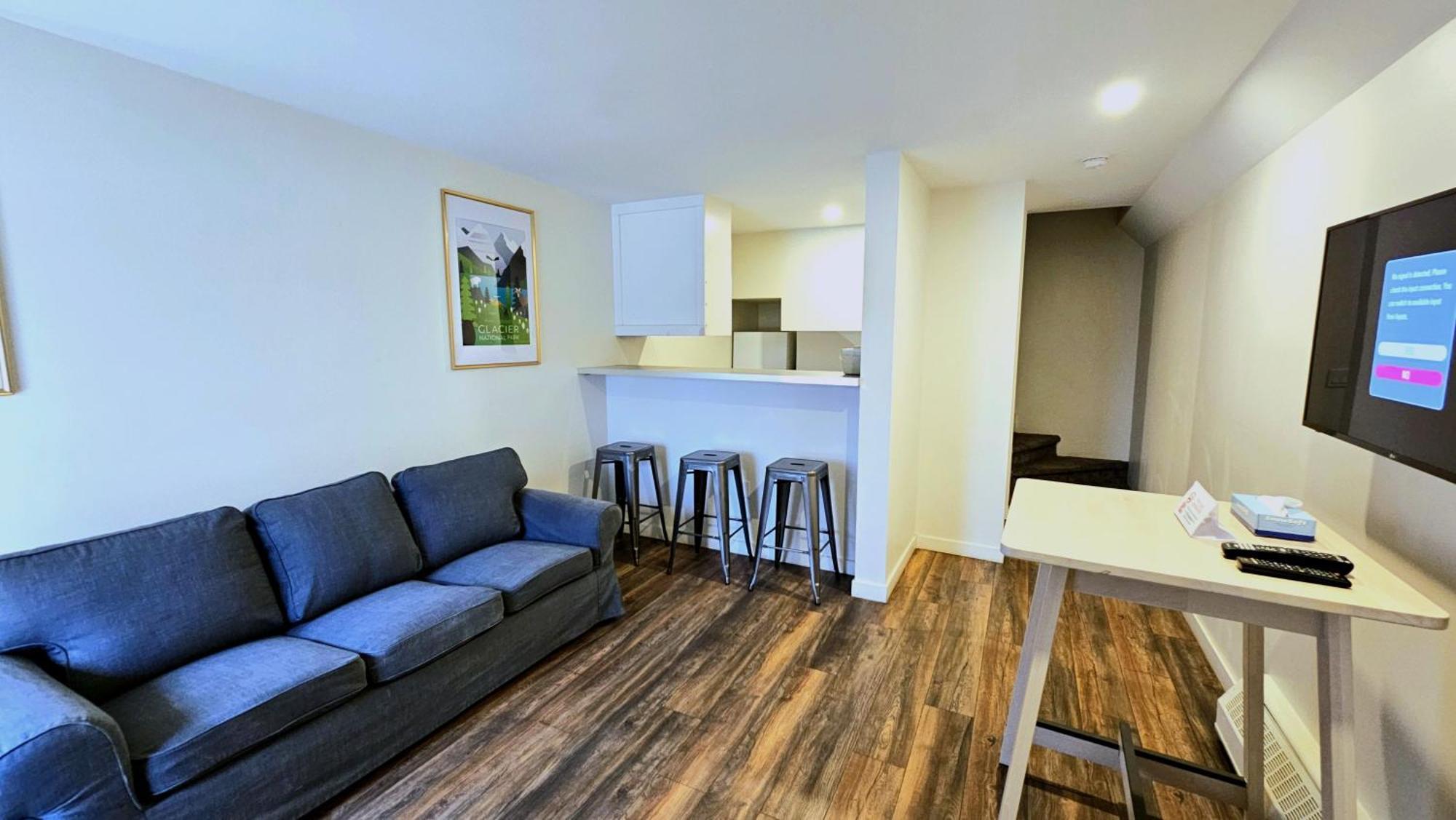 Cloud 9 Inn Whitecourt Exteriör bild